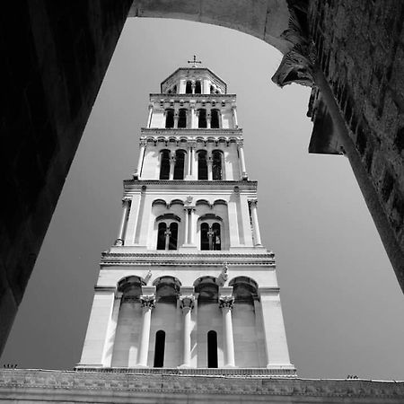 House "Anno 1881"-Center Of Split Apartment Екстериор снимка
