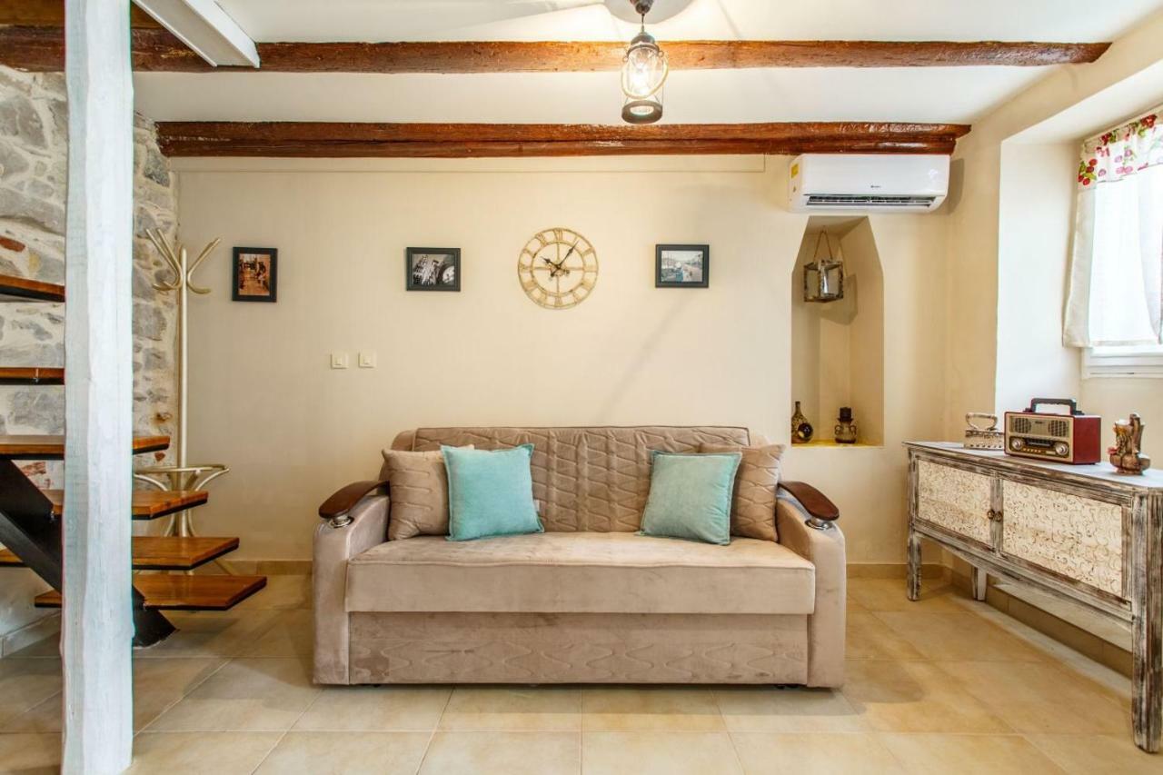House "Anno 1881"-Center Of Split Apartment Екстериор снимка