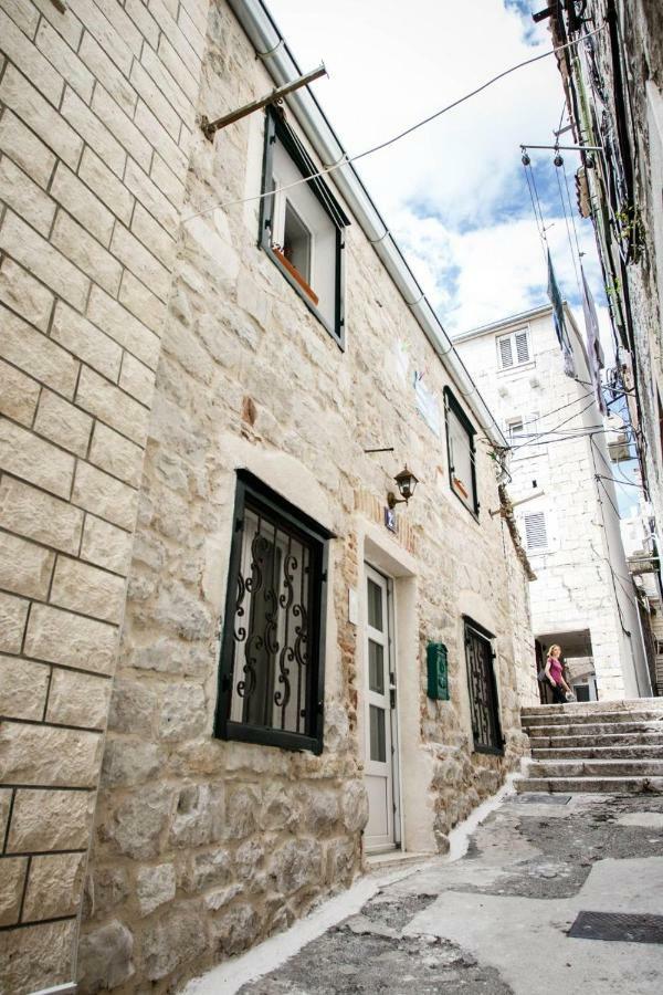 House "Anno 1881"-Center Of Split Apartment Екстериор снимка